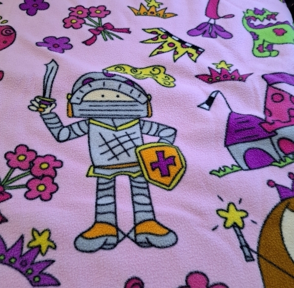 Homemade Girl's Princess Blanket/Throw With Fringe - Picture 4 of 7